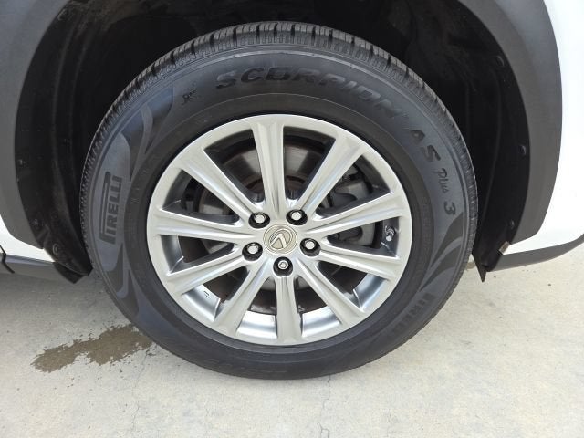 2016 Lexus NX 200t 200t