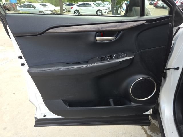 2016 Lexus NX 200t 200t