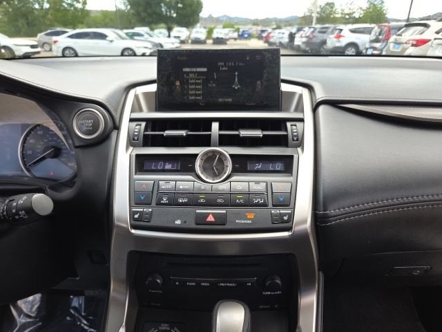 2016 Lexus NX 200t 200t