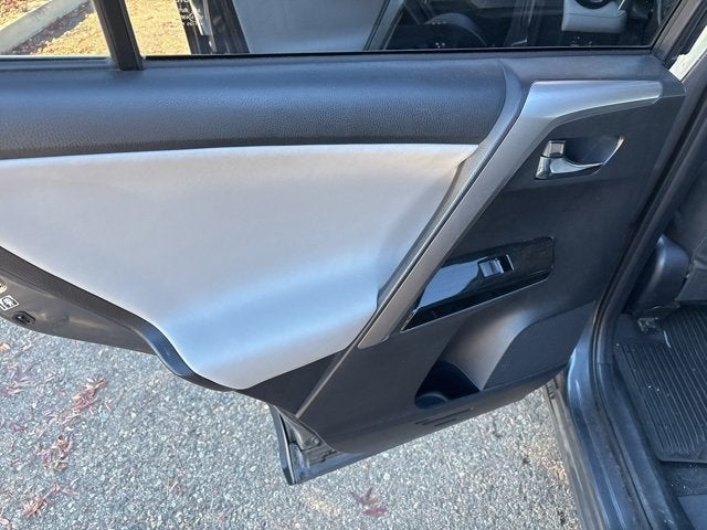 2017 Toyota RAV4 Hybrid Limited