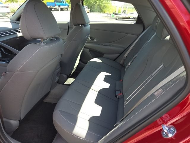 2025 Hyundai Elantra Hybrid SEL Sport