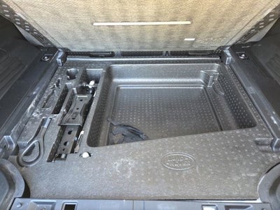 2021 Land Rover Defender SE