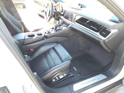 2020 Porsche Panamera 4 E-Hybrid