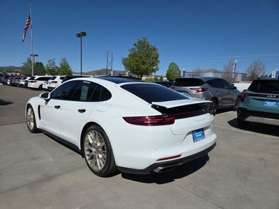 2020 Porsche Panamera 4 E-Hybrid